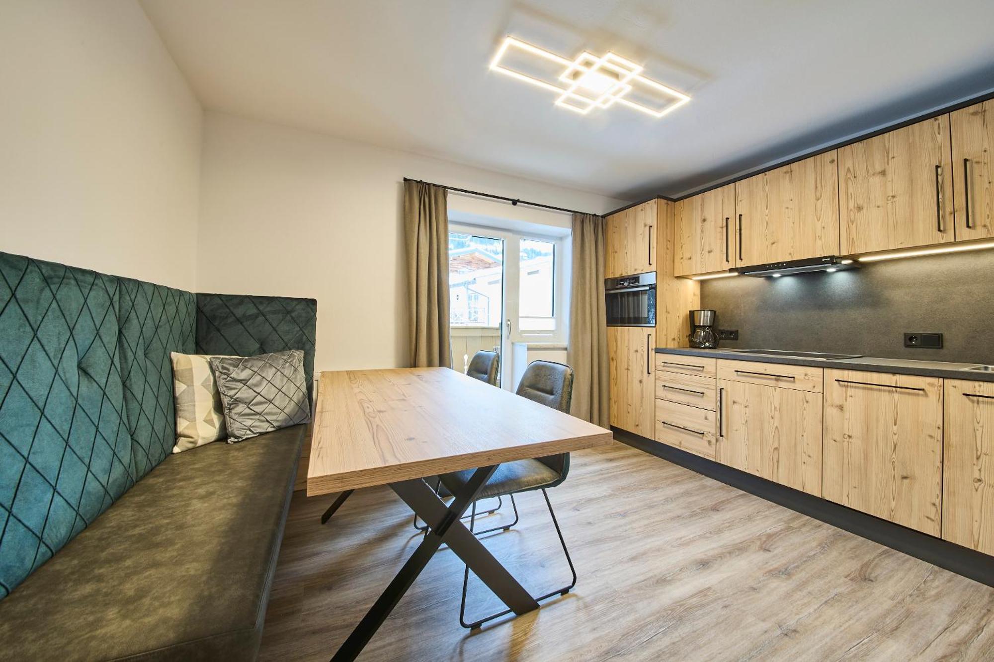 Schoenfeld Apartment *