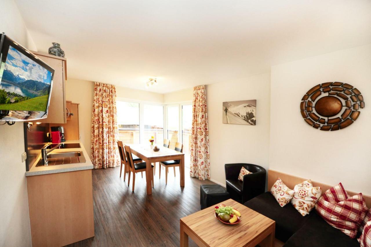 Schoenfeld Apartment *