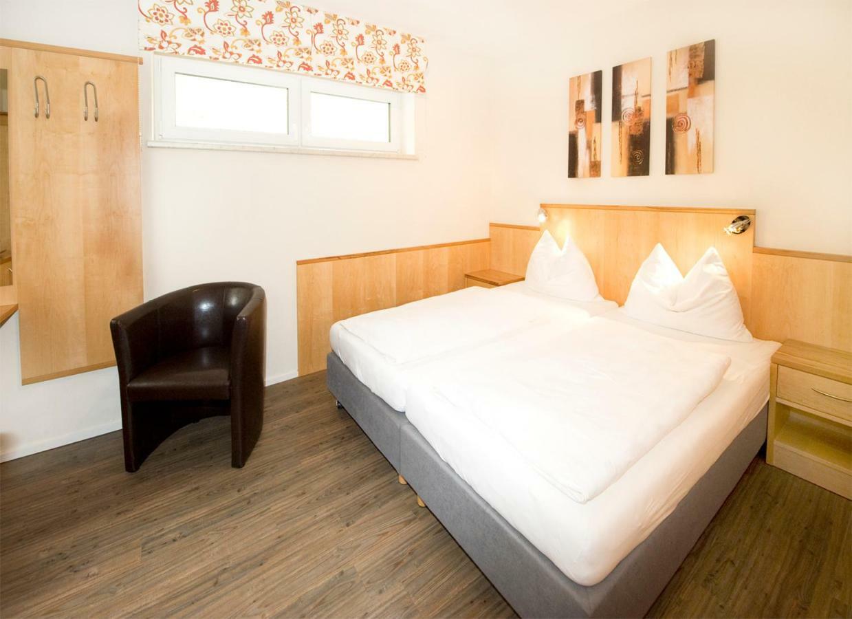 Schoenfeld Apartment *